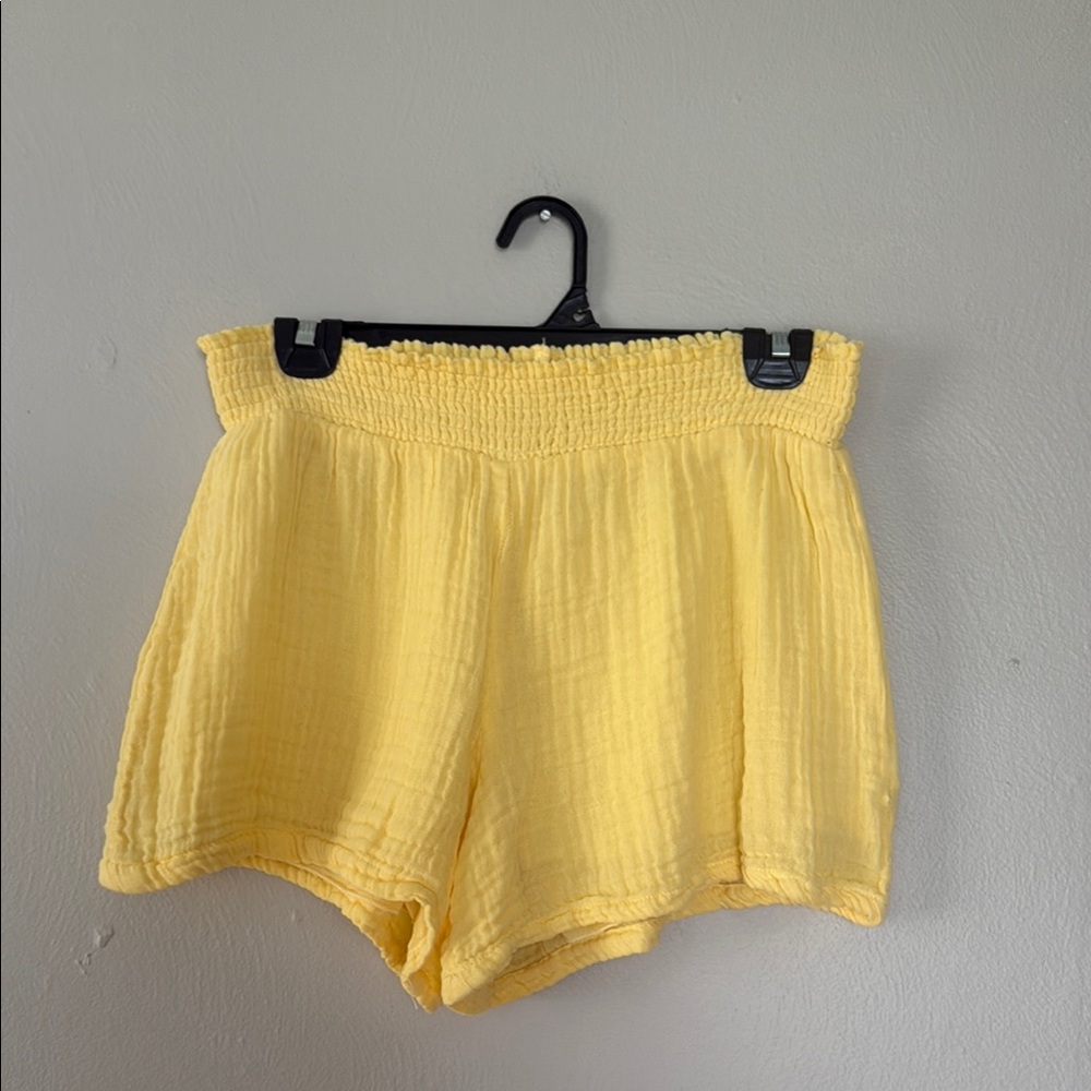 NWOT Michael Stars High Waist Yellow Flowy Shorts small